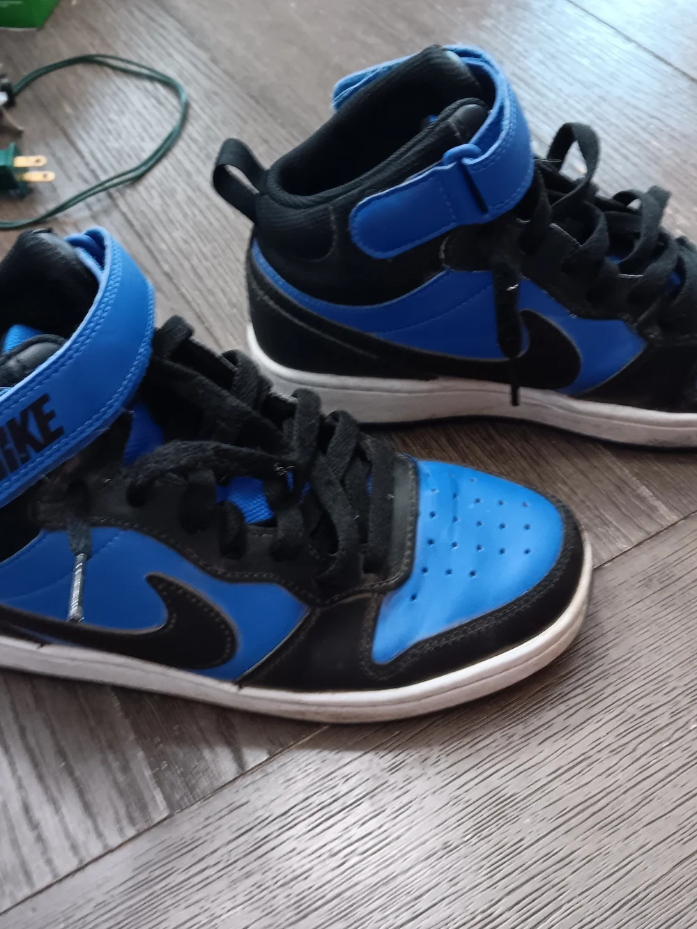 Boys Size 5. Nike Mid-Top Sneakers - Blue & Black